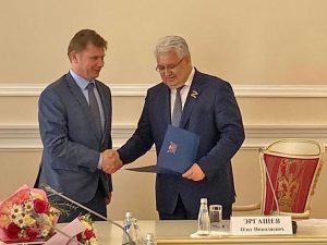 Директору СПб МИАЦ вручили благодарственное письмо за активную работу и укрепление двустороннего сотрудничества с Республикой Таджикистан
