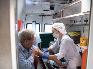 Подробнее о статье Более 1,7 миллиона жителей Петербурга прошли вакцинацию